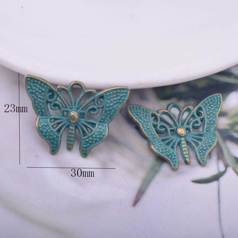 12 kom/lot 15*30 mm Boemski stil Drevni brončani leptir privjesci Legure Životinjske ušne privjeske DIY Nakit Komponente naušnica