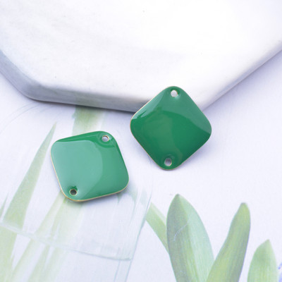 30gab Vara emaljas kvadrātveida savienotāju piekariņi Divpusēji emaljēti dubulto caurumu kulonu DIY rotaslietas auskaru izgatavošana