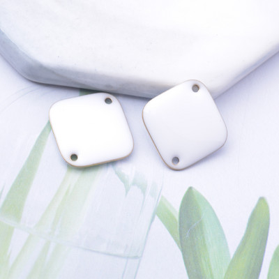 30gab Vara emaljas kvadrātveida savienotāju piekariņi Divpusēji emaljēti dubulto caurumu kulonu DIY rotaslietas auskaru izgatavošana