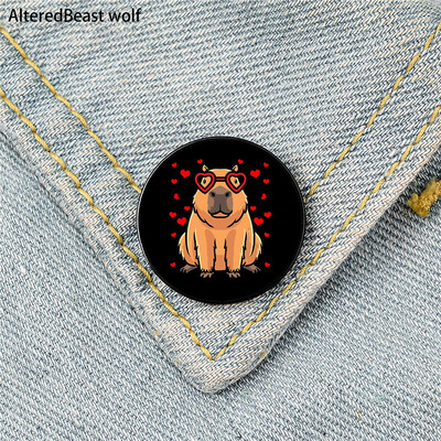 Capybara pliva Crtana igla Prilagođeni smiješni broševi Torba na rever košulje Slatka značka Crtane emajlirane igle za ljubavnice prijateljice