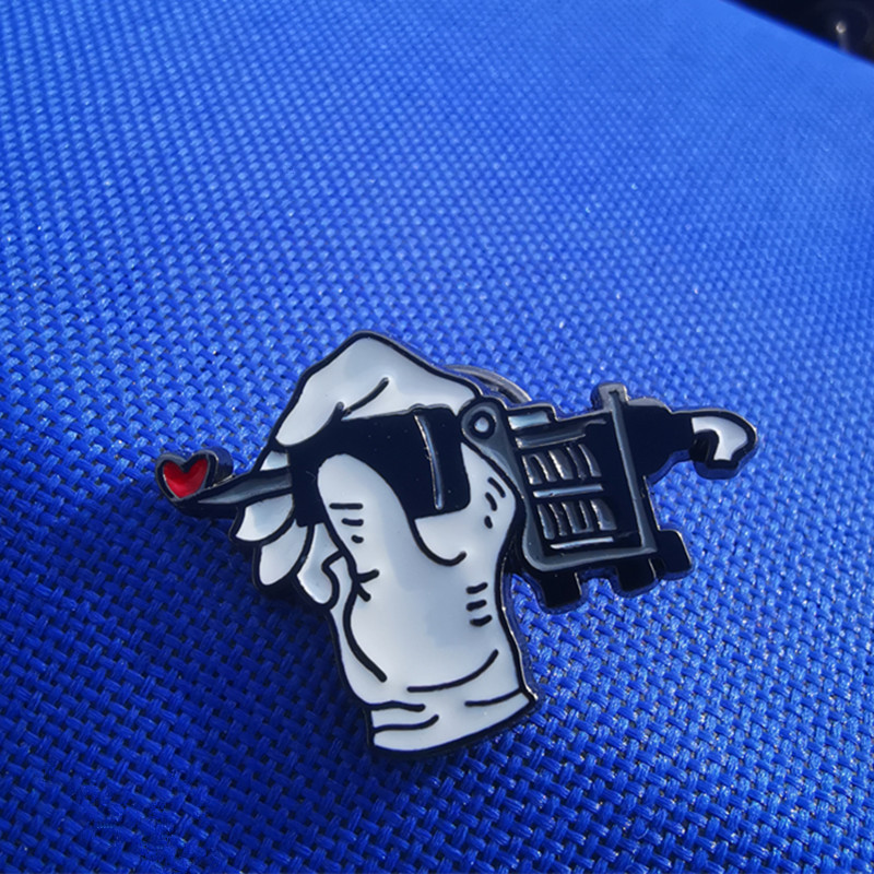 Tattooist Artist Tetovēšanas mašīna Emalja Piespraudes Atloks Piespraudēja mugursoma Kostīma nozīmīte Rotaslietas Aksesuāri Dāvana