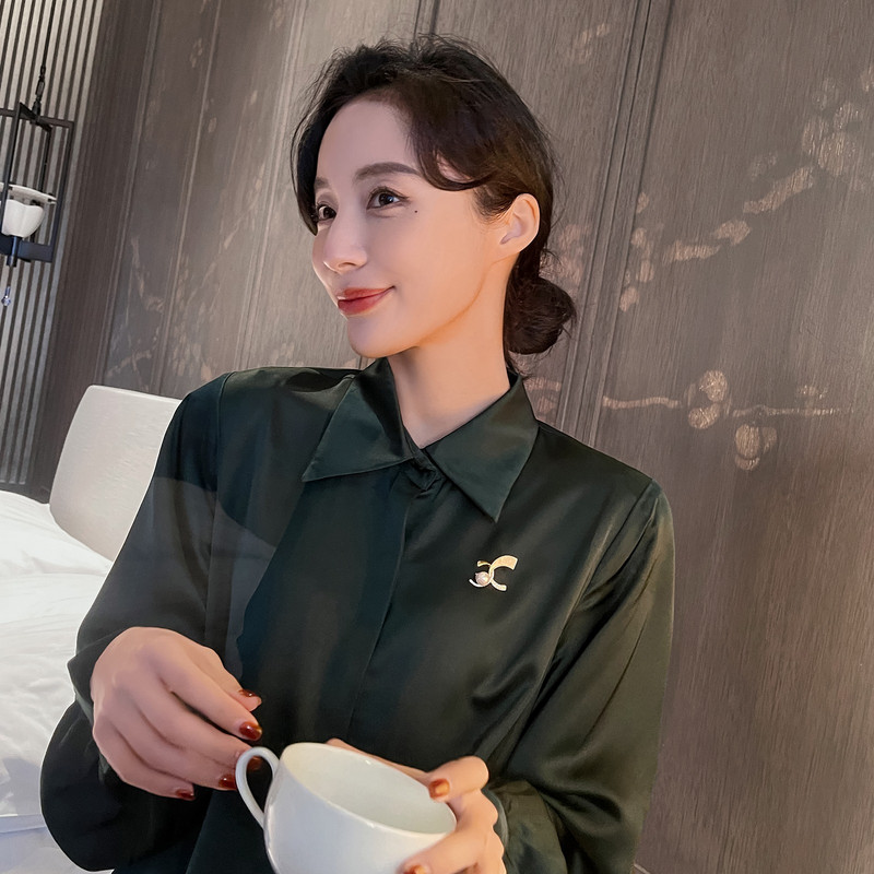 Francuski retro klasični C broš Slatka kreativna modna ženska biserna igla Visokokvalitetni temperamentni elegantni odjevni dodaci