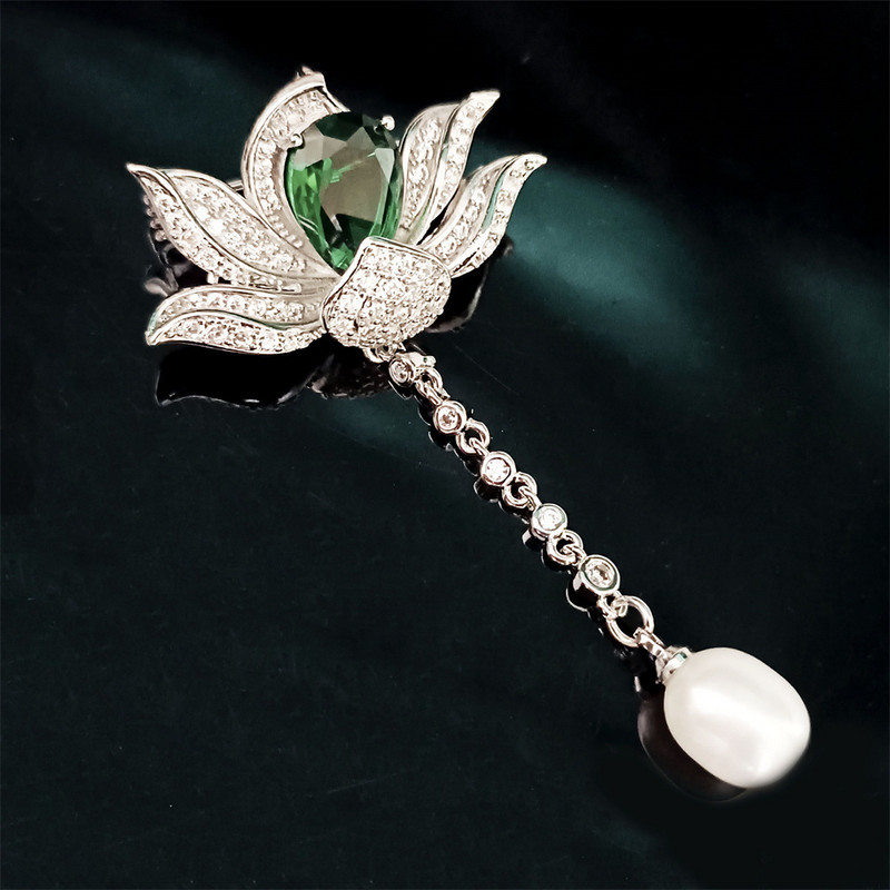 Peen Retro mageveepärlitest ripatsprossid, tsirkoonist lootosepross, naistele Elegantne kõrgekvaliteediline smaragd naiste korsaaž