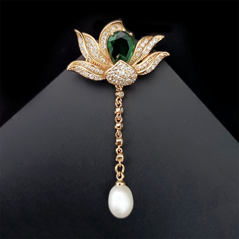 Peen Retro mageveepärlitest ripatsprossid, tsirkoonist lootosepross, naistele Elegantne kõrgekvaliteediline smaragd naiste korsaaž