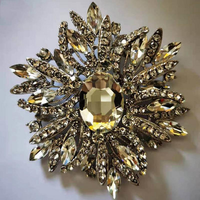 Modna osobnost, elegantni ružičasti broš s kristalnim cvijetom za žene, romantično vjenčanje, mladenka, djeveruša, nakit od kamenčića