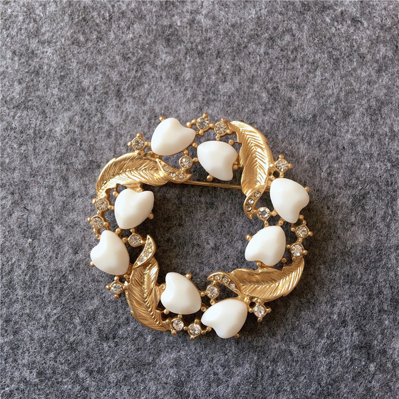 Kreativna mašna Metalna uvijena životinja, biljka, broš, dodaci, ženski dječji broševi za blagdane, darovi