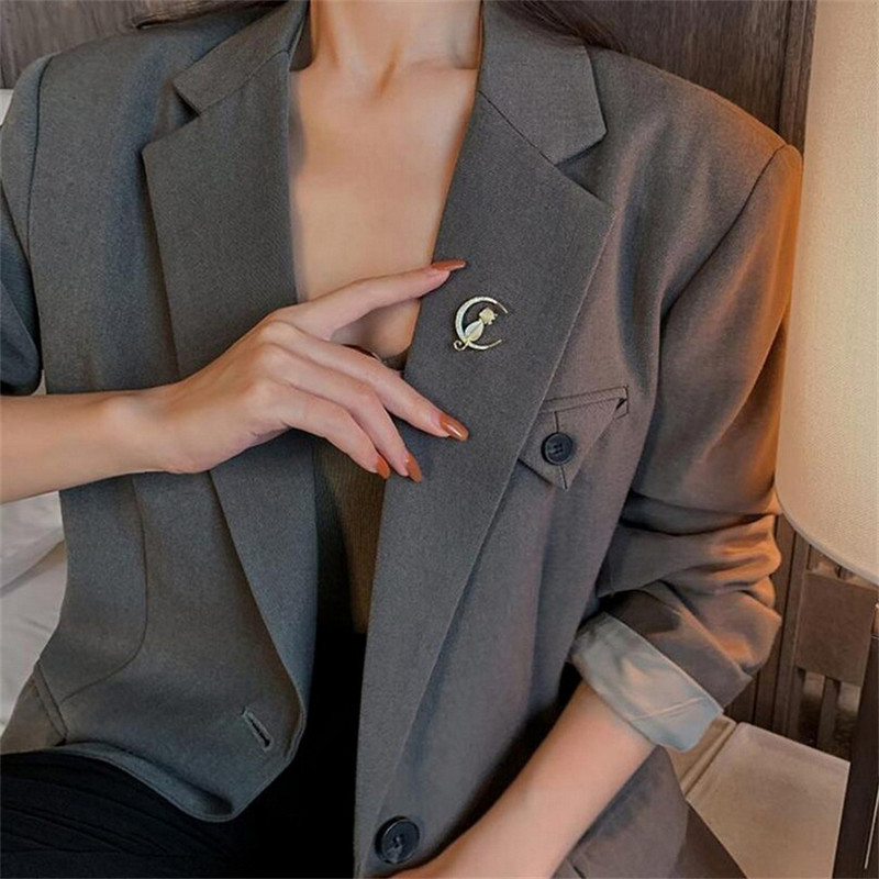 Rinhoo jauks elegants kaķis sēž uz mēness saktas sievietēm multfilma opāla akmens cirkons kaķēns dzīvnieks gadījuma ballīte korsāža dāvana