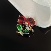 Easya 2022 Novi ženski luksuzni nakit Odjevni dodaci Kristalno crvena trešnja Broš Darovi za djeveruše Rođendanski darovi za djevojčice