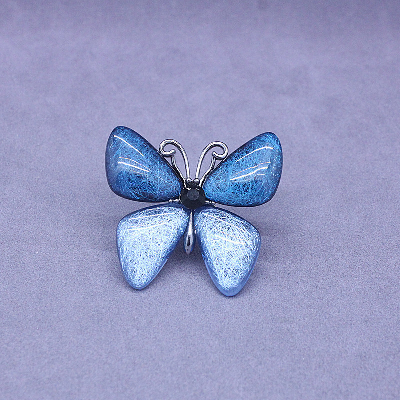 Retro sveķu tauriņš korsāžas piespraudes jaciņa šalles sprādzes nozīmīte kukaiņu atloka piespraudes greznas rotaslietas saktas sievietēm aksesuāri