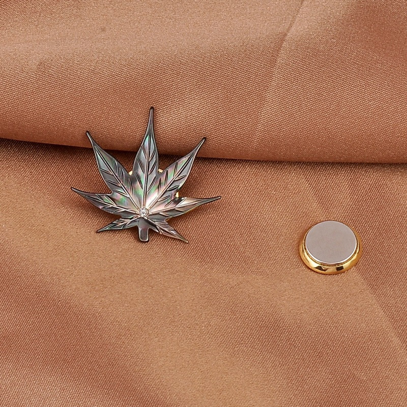 2021. gada modes dabīgo gliemežvāku ziedu magnētiskā piespraude, kļavu lapu nozīmīte ballīte Biroja ikdienišķas greznas rotaslietas sievietēm, aksesuāri