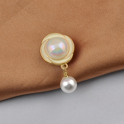 Novi broševi s magnetima od kristalnog bisera za žene, metalni jaki magnetski korsaž, šal, sigurna kopča za hidžab, igle bez rupa, luksuzni dodaci