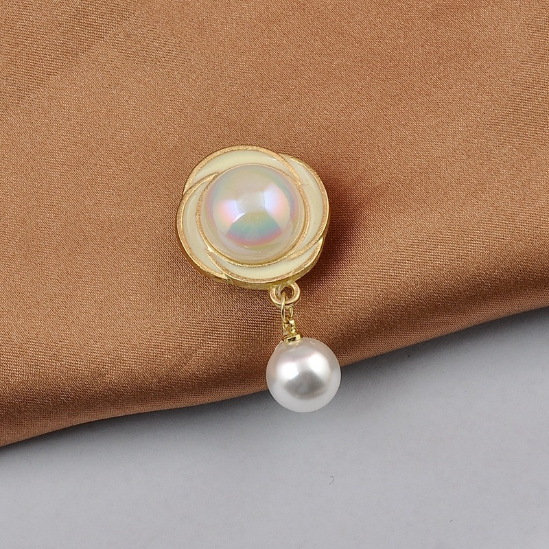 Novi broševi s magnetima od kristalnog bisera za žene, metalni jaki magnetski korsaž, šal, sigurna kopča za hidžab, igle bez rupa, luksuzni dodaci