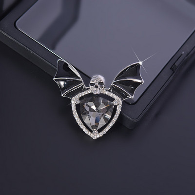 Panka stila kristāla galvaskausa piespraude Vintage kalnu kalnu spārnu nozīmīte atloka piespraudes sievietēm vīriešiem Aksesuāri Helovīna saktas dāvanas