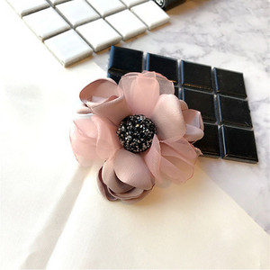 Žene, djevojke, broš, igle, značka, velika metalna mašna, lanac, biserna resa, veleprodajni kaput 5 korejskih ručno rađenih modnih dodataka