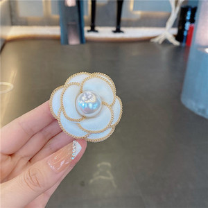 Žene, djevojke, broš, igle, značka, velika metalna mašna, lanac, biserna resa, veleprodajni kaput 5 korejskih ručno rađenih modnih dodataka