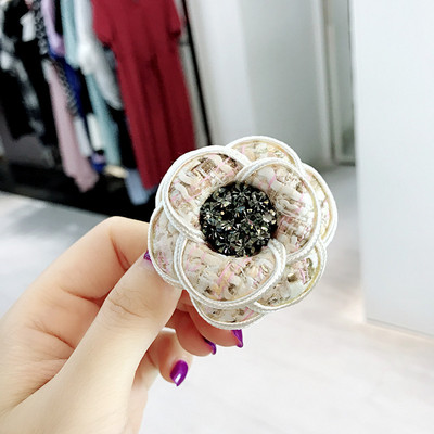 Žene, djevojke, broš, igle, značka, velika metalna mašna, lanac, biserna resa, veleprodajni kaput 5 korejskih ručno rađenih modnih dodataka