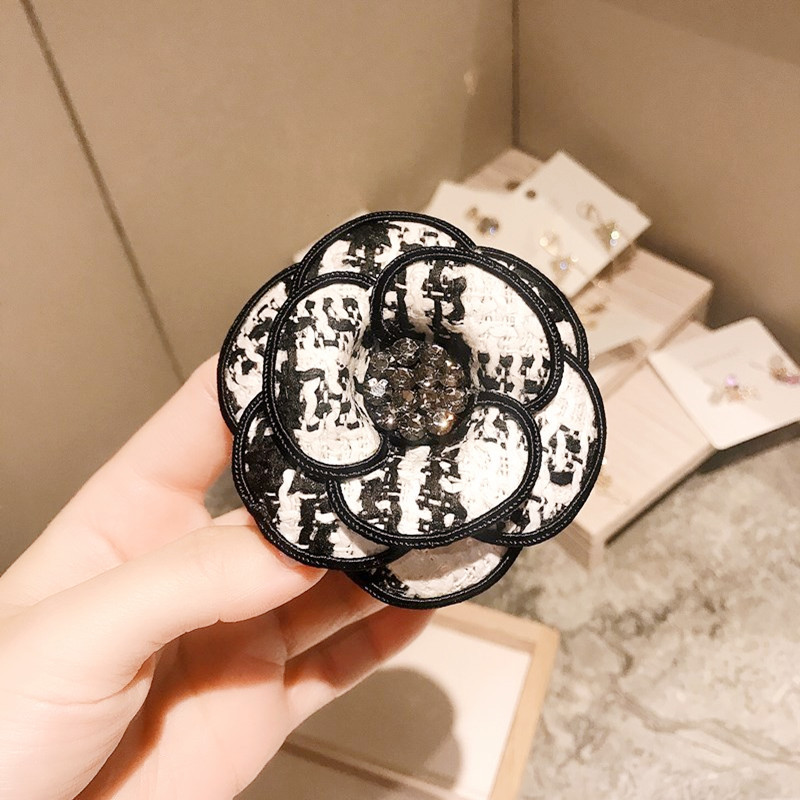 Žene, djevojke, broš, igle, značka, velika metalna mašna, lanac, biserna resa, veleprodajni kaput 5 korejskih ručno rađenih modnih dodataka