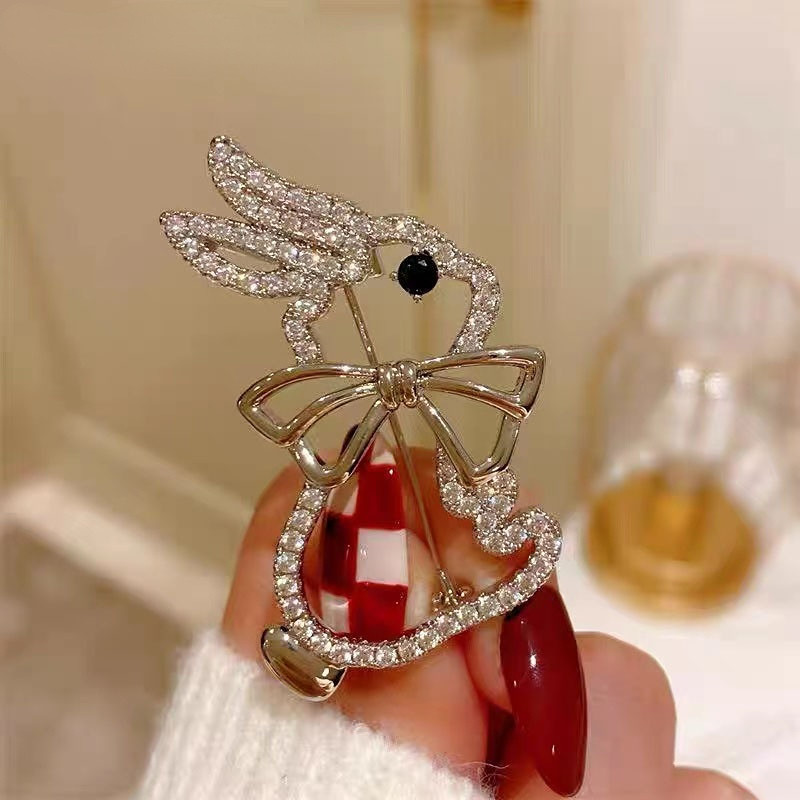 Visokokvalitetni zečevi broševi za žene, kristalne mašne, značke, igle za revere, modni dodaci za nakit sa životinjama, veleprodaja