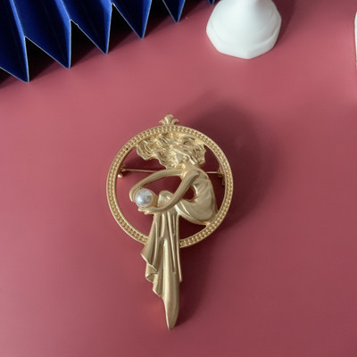 Vintage metāla eņģeļu pērļu sakta zelta krāsas nozīmīte atloka piespraude uzvalkam kreklam apkakles piespraudes Šalle sprādze Korsāža rotaslietas aksesuāri