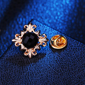 Korejas korsa kristāla pērļu sakta Metāla Rhinestones Korsage Krekls Apkakles Piespraudes Modes Piespraudes sievietēm Vīriešu Aksesuāri 1 gab.