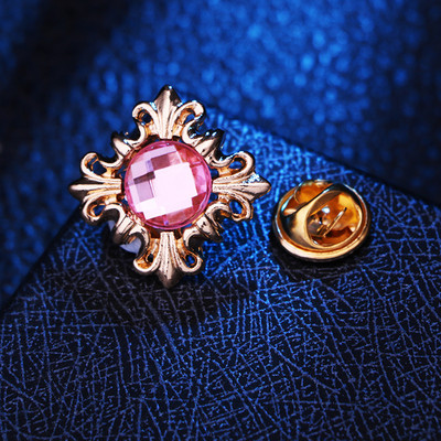 Korejas korsa kristāla pērļu sakta Metāla Rhinestones Korsage Krekls Apkakles Piespraudes Modes Piespraudes sievietēm Vīriešu Aksesuāri 1 gab.