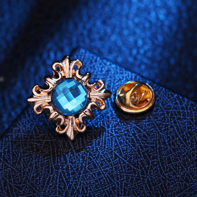 Korejas korsa kristāla pērļu sakta Metāla Rhinestones Korsage Krekls Apkakles Piespraudes Modes Piespraudes sievietēm Vīriešu Aksesuāri 1 gab.