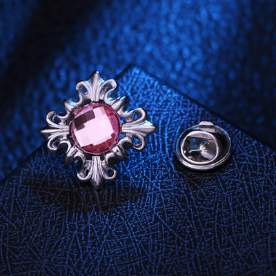 Korejas korsa kristāla pērļu sakta Metāla Rhinestones Korsage Krekls Apkakles Piespraudes Modes Piespraudes sievietēm Vīriešu Aksesuāri 1 gab.