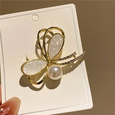Kristāla spāru tauriņu piespraudes sievietēm Metāla pērļu loks, ziedu atloka piespraudes Jauki kukaiņu nozīmīte Modes aksesuāri Dāvanas