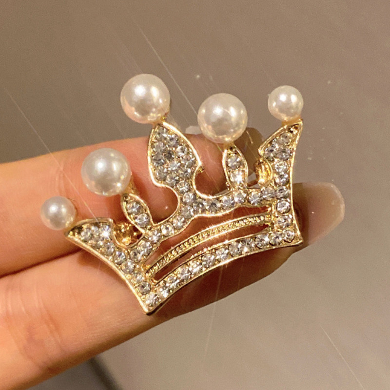 Novi modni broševi s metalnom krunom od kristala i bisernih revera igle za odijela igle za ovratnik košulje za žene Nakit Dodaci