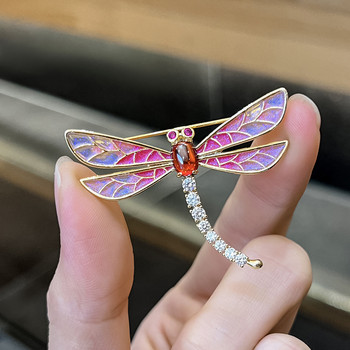 Корейска мода Насекомо Пеперуда Водно конче Кристална брошка Стрази Перлено цвете Ревер Игла Луксозни бижута Брошки Аксесоари