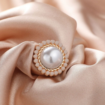 Висок клас кристални цветни магнитни брошки Перлени магнитни безопасен хиджаб без дупки игли Яка на риза Луксозни бижута Подаръци за жени