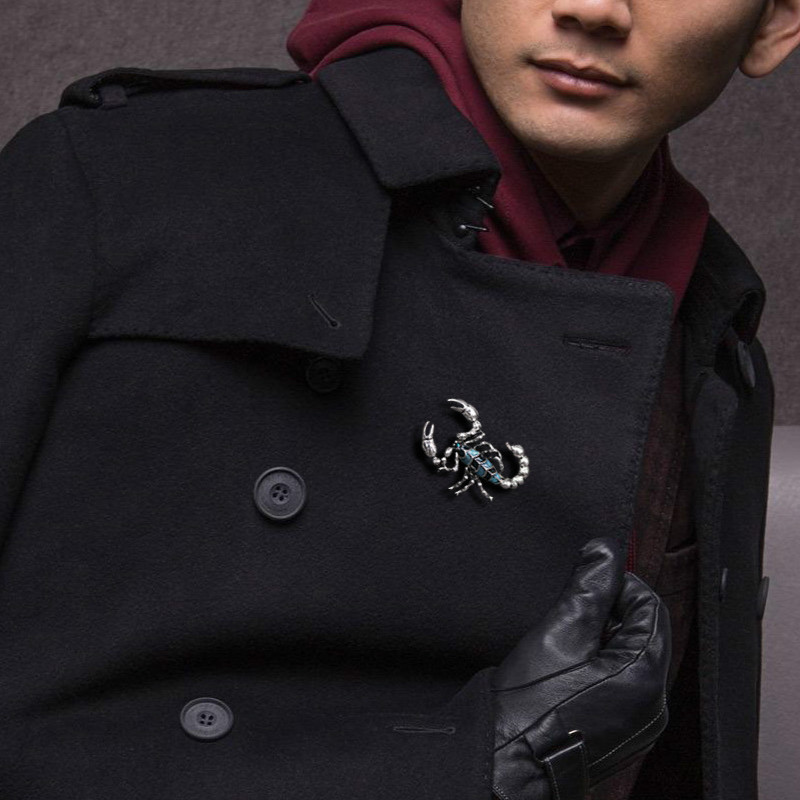 Modni novi pozlaćeni posrebreni emajl Broš Škorpion Osobnost Temperament Korzaž Rever Igla Muški odjevni dodaci Pokloni