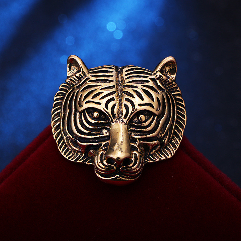 Vintage metāla dzīvnieku tīģera piespraude Modes atloka piespraudes un piespraudes uzvalks krekls žetons Korsāža Luksusa apģērbi vīriešiem Aksesuāri