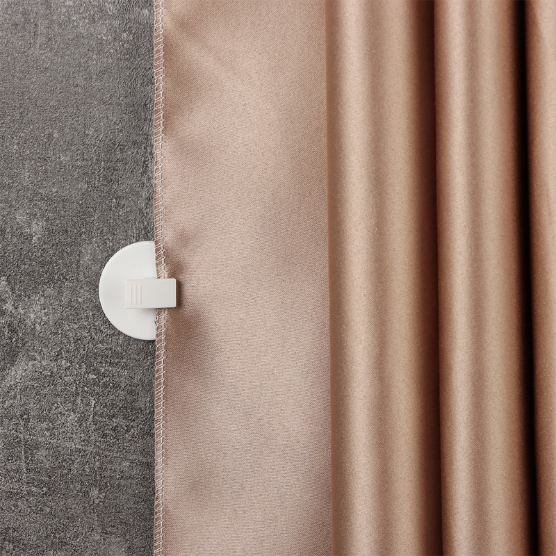 1 vnt. balti lipnūs užuolaidų segtukai nuo vėjo apsaugotas nuo purslų namų vonios kambarys besiūliai dušo užuolaidų laikikliai tvirtinimo segtukai sagtis