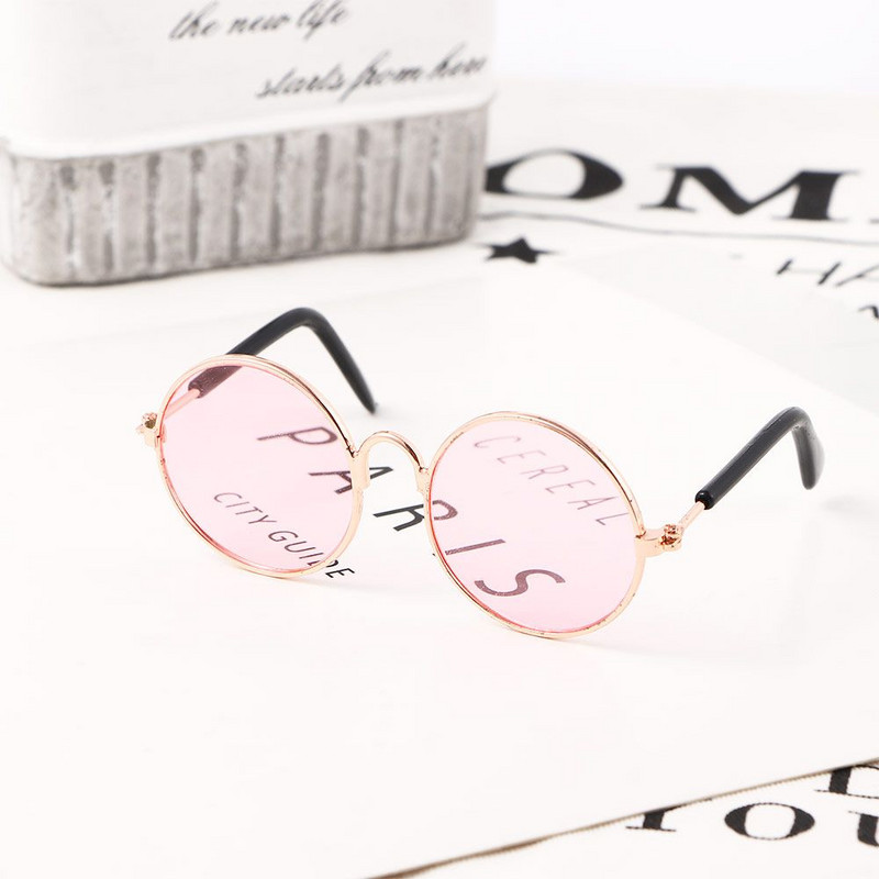 Vanad fotod Rekvisiidid Lemmikloomatarbed Mitmevärvilised trendimänguasjad Kasside prillid Peegeldusprillid Lemmikloomade päikeseprillid Prillid