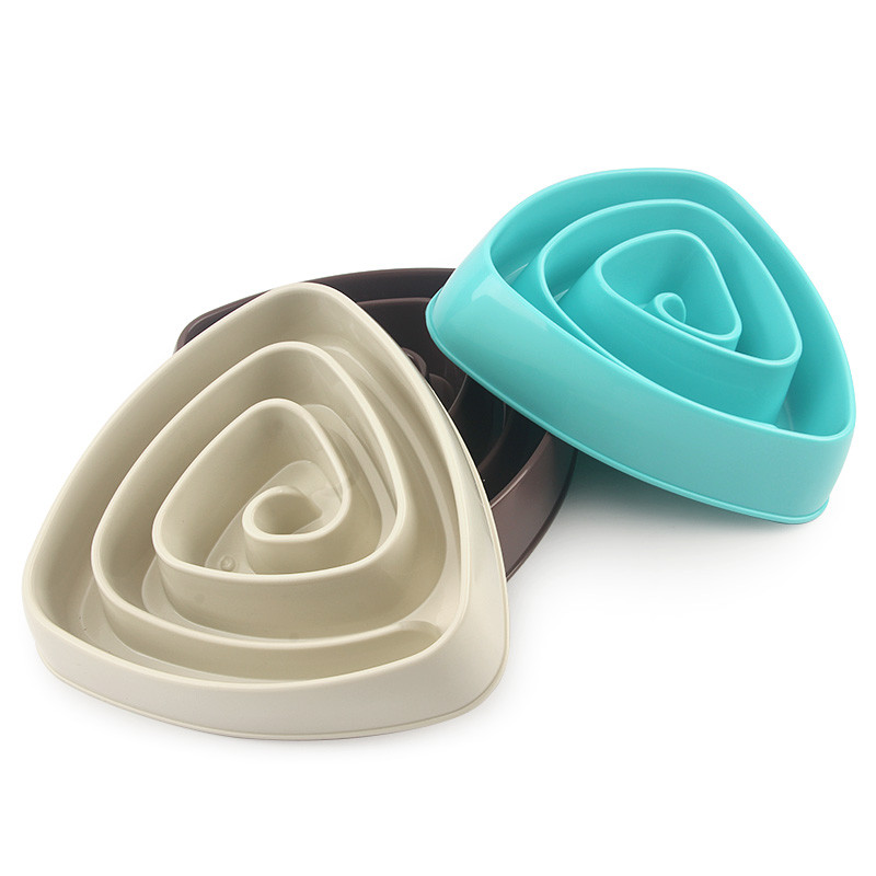 Trokutasta posuda za treniranje pasa koji sporo jede Štene Mačić Plastična posuda za hranjenje hrane Kućni ljubimac Izbjegavajte gušenje Hranilica Zdjelice za pse