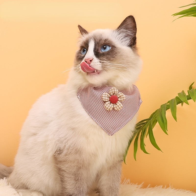 Pamučni trokutasti ručnik za mačke Karirani ručnik za kućne ljubimce mačke pas ogrlica s cvijećem mače štene ogrlica pribor za kućne ljubimce