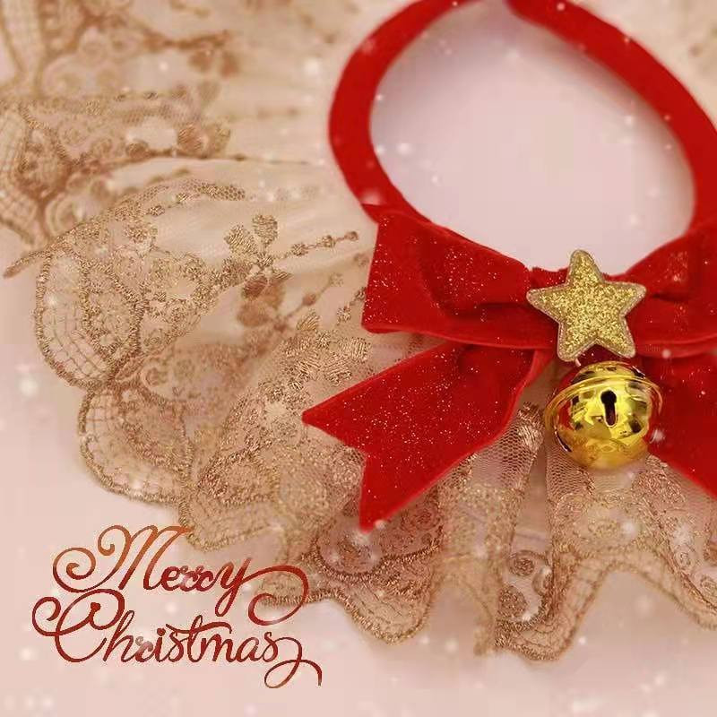 Luksusa dizains Zelta tilla kaķa kakla lakats Ziemassvētku sarkans tauriņš, satīna suņu kaklasiksna korejiešu stila atslēgu piekariņš krūtis šnaucers