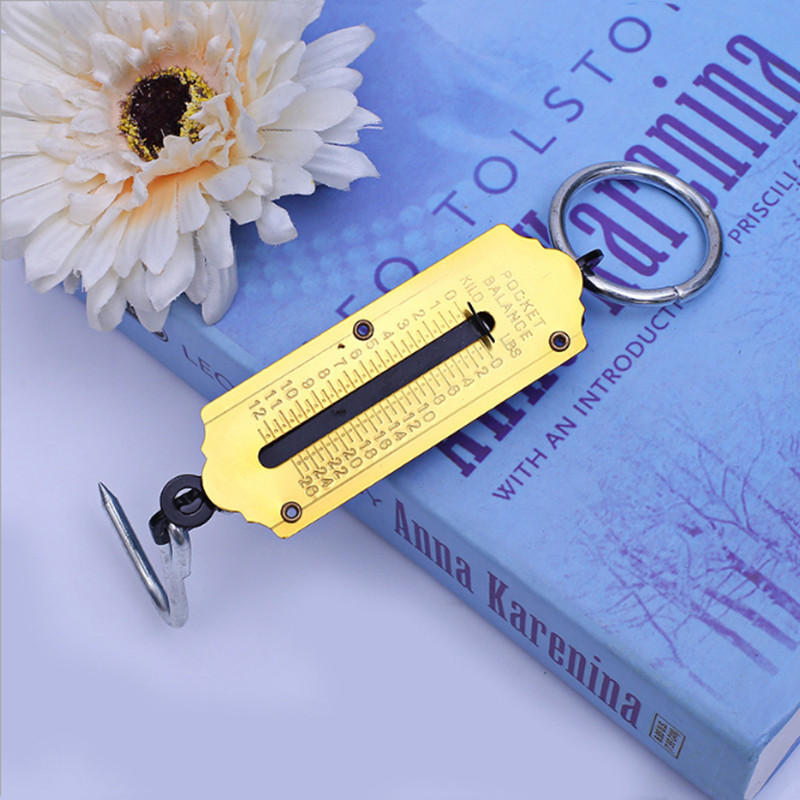 12 kg 25 kg 50 kg 100 kg 150 kg Prtljažna opružna vaga Ribolovna putna vaga Mehanička viseća vaga s udicom Prijenosno vaganje