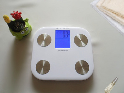 Vruća digitalna vaga za tjelesnu težinu Kupaonska vaga Elektronska podna vaga Veliki HD LCD zaslon Vaga za tjelesnu masnoću 7 Poklon