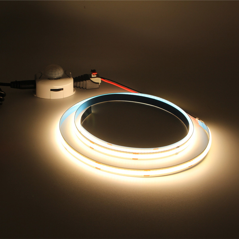 Senzor de mișcare PIR 12V DC Comutator 5V LED Strip Detector de mișcare Temporizator activat de 5 volți Comutator automat în infraroșu ON OFF