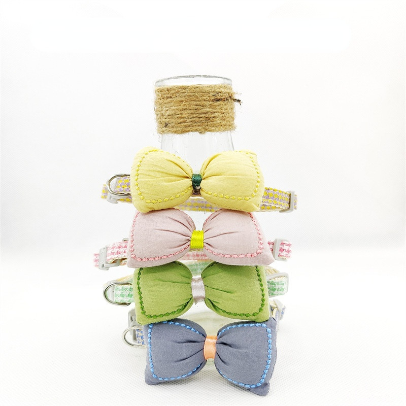 Ogrlica od tkanine za kućne ljubimce Karirana mašna Lagana ogrlica za mačke i pse Ogrlica sa zvonom za mačke Psići Nakit Oprema za kućne ljubimce