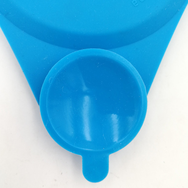 Plava prijenosna fiksna usisna podloga za lizanje pasa Posuda za pse Sporo hranjenje Silikonska ploča za prijenos kućnih ljubimaca Kupka Najprodavanije potrepštine za kućne ljubimce