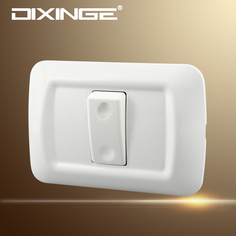 Itaalia standardne 118 mm arvutipaneel seinalüliti majapidamises kasutatava toiteallika jaoks 1 rühma ühesuunaline lüliti 250 V 16 A