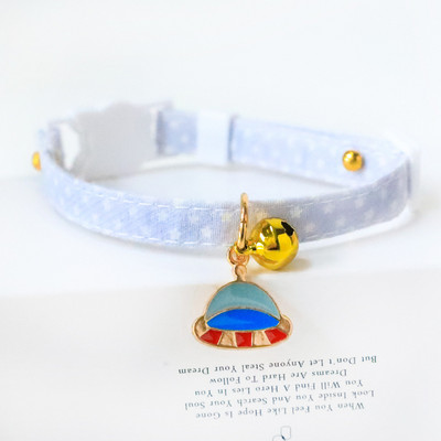 Mājdzīvnieku multfilma Modes kaklasiksna Kaķu rotaļu suns Zvanu saraksts Kaklarota Drošības sprādze Kakla apkārtmērs Mājdzīvnieku dekorēšanas piederumi