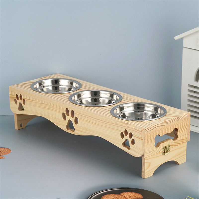 3 zdjele za pse od nehrđajućeg čelika s drvenom podlogom. Oprema za kućne ljubimce. Hranilice za pse