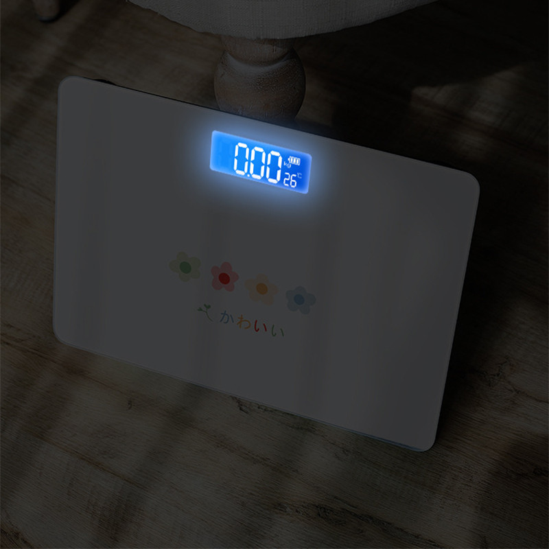 Karikatūra Paplašina cilvēka ķermeni Elektroniskie svari Sadzīves elektroniskie svari Četri mazi ziedu raksti, lai nosūtītu draudzenēm dāvanas