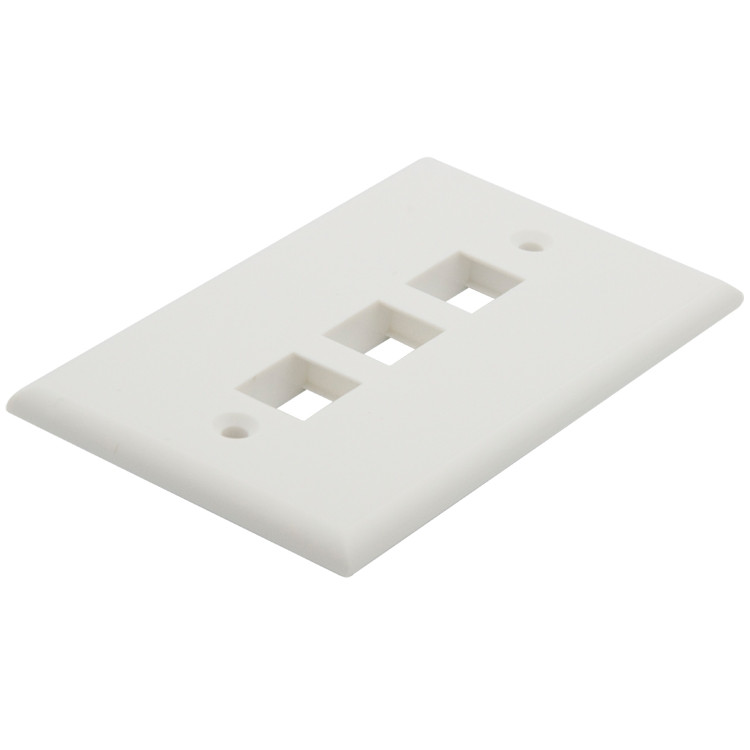 3 jungčių Keystone sienos plokštė su 114 x 70 mm