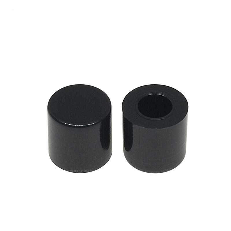 100 gab. 6x6 atslēgu vāciņi A56 slēdža vāciņš (paredzēts 6 * 6 pogām) Daudzkrāsains diametrs, aptuveni 3,2 mm augstums, aptuveni 6 milj.