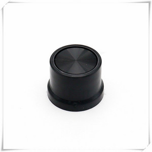 2 gab. Plastmasas Gaismas pārraides kloķa diametrs 25mm Augstums 18mm Potenciometrs Kodētāja kloķis Zobrata formas iekšējais caurums 6mm